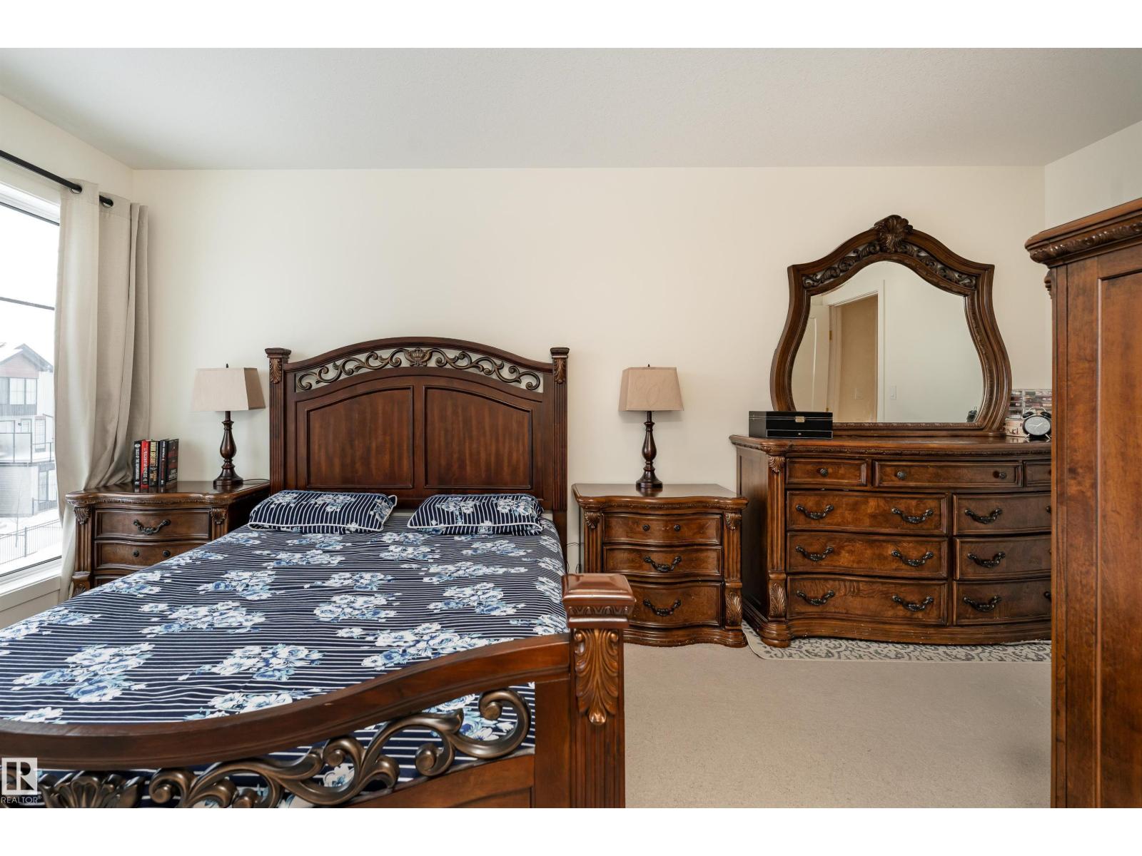 427 39 ST SW - 24