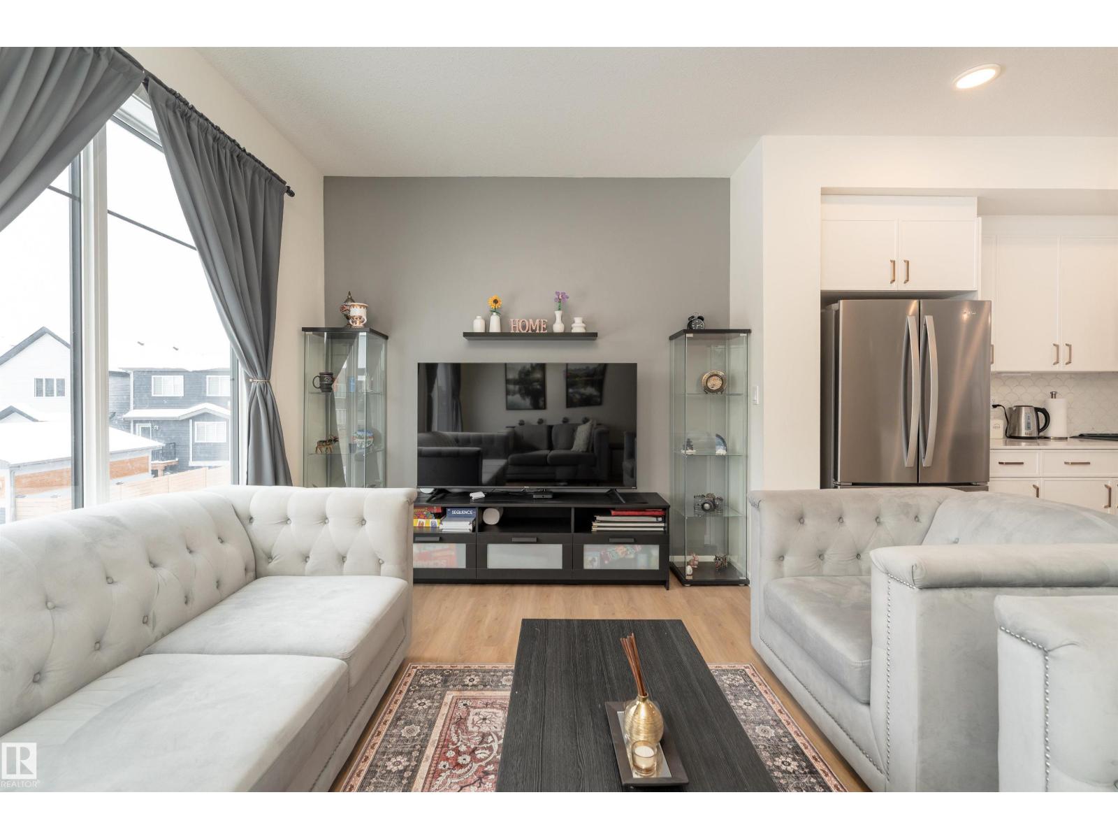 427 39 ST SW - 18