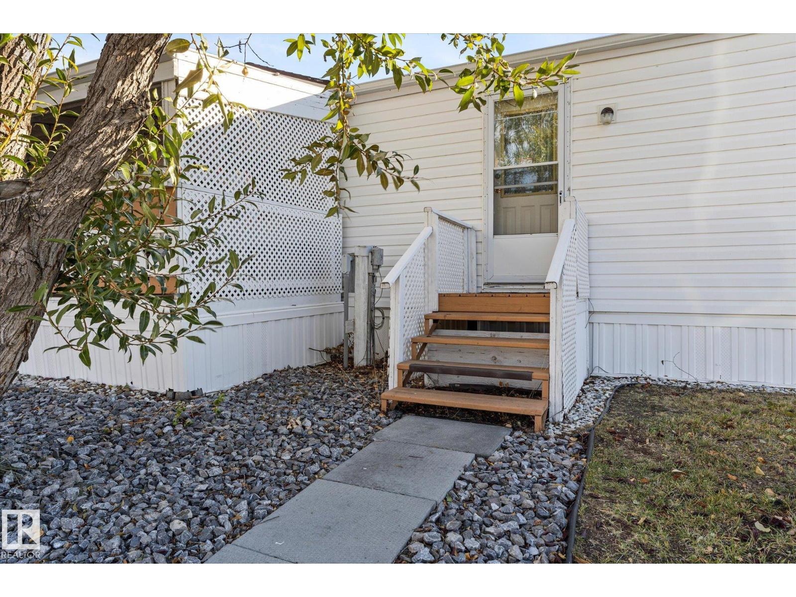 89 3400 48, Stony Plain