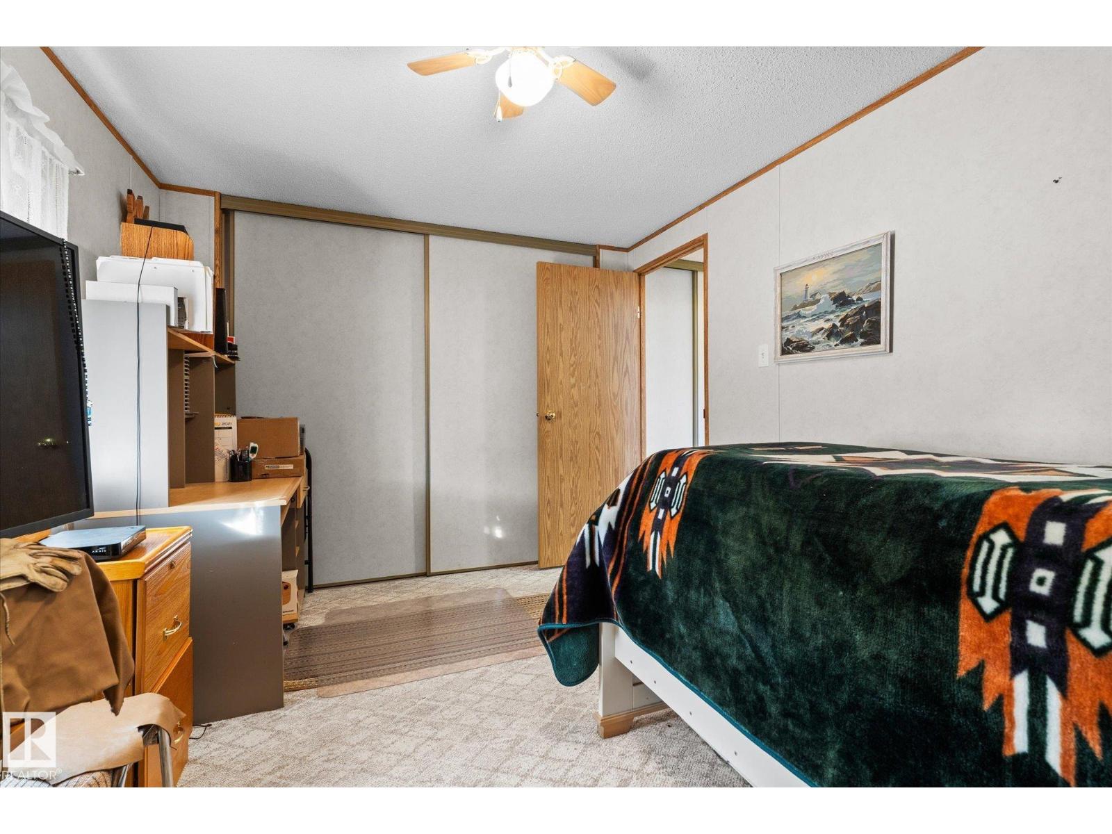 89 3400 48, Stony Plain