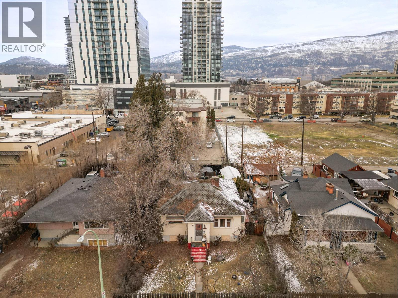 1470 Richter Street - 1