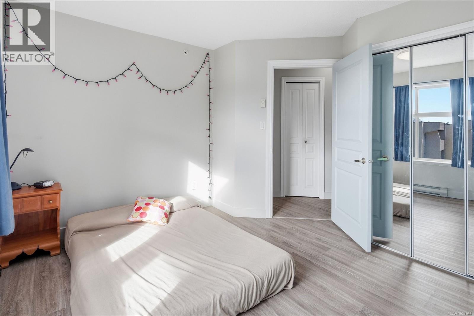 #403 1580 CHRISTMAS AVE - 13