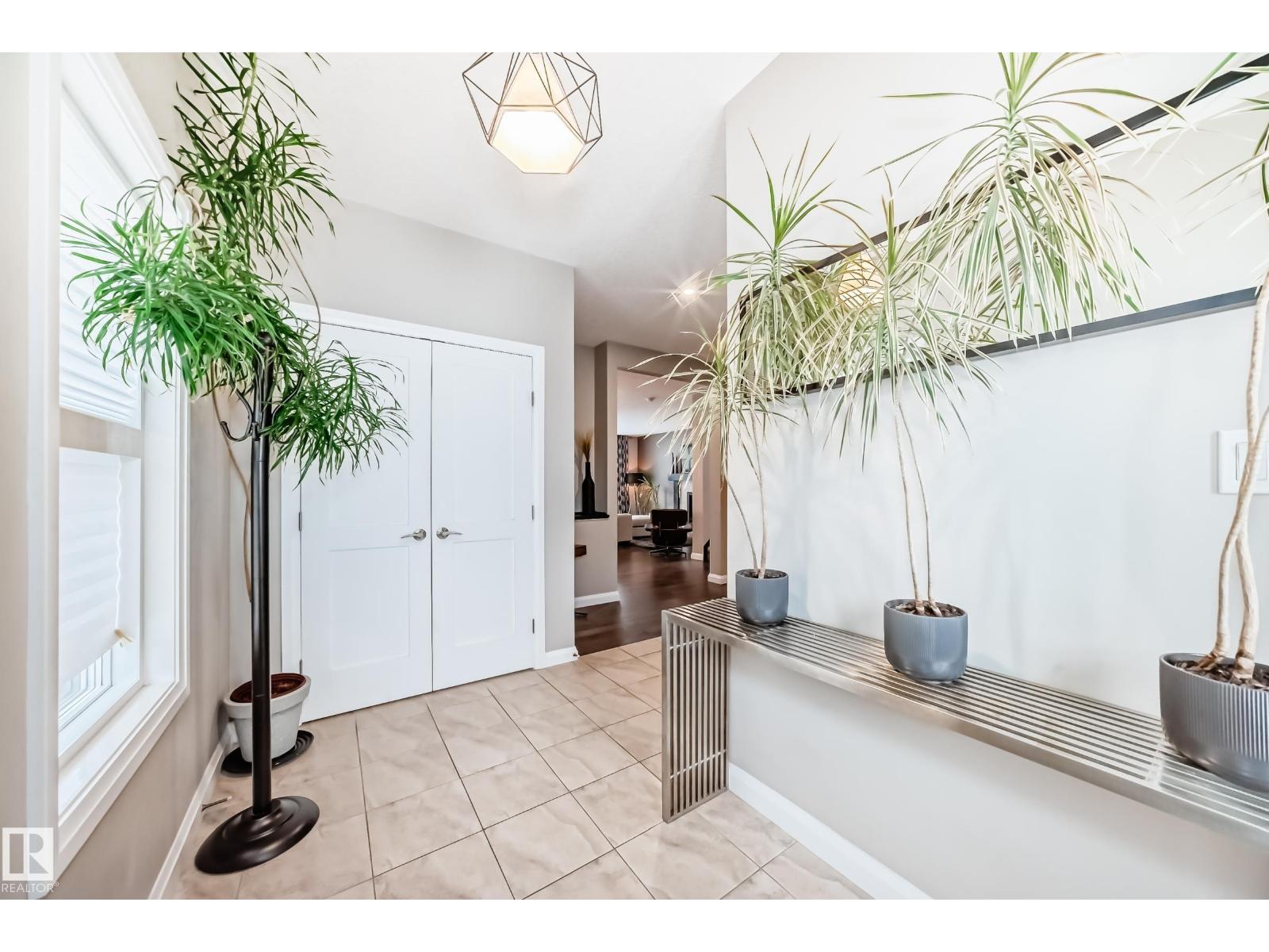 7014 170A AV NW - Photo 3 of 56, Edmonton, Alberta