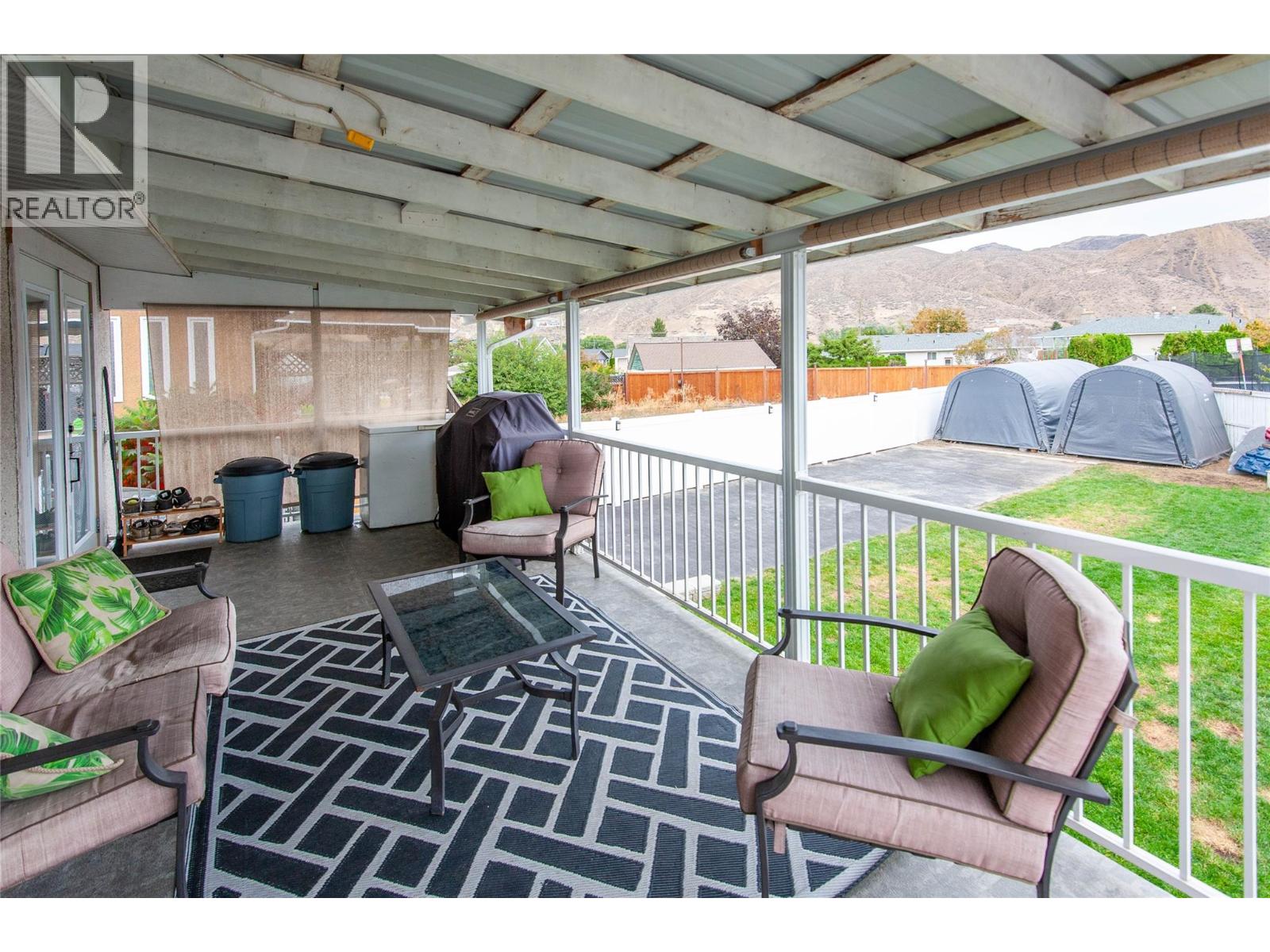 1077 DESMOND Place, Kamloops