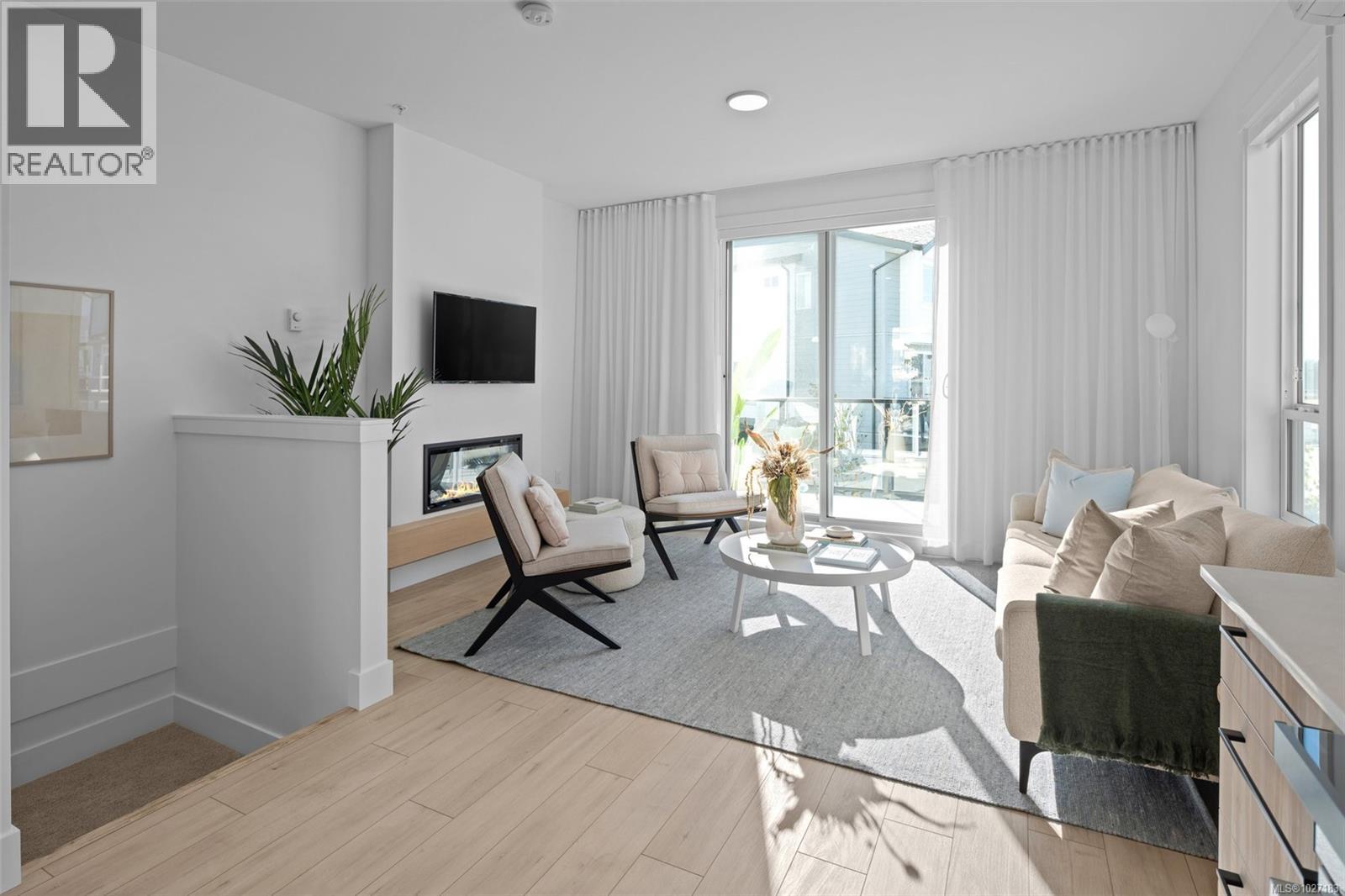 #128 368 TRADEWINDS AVE - 15