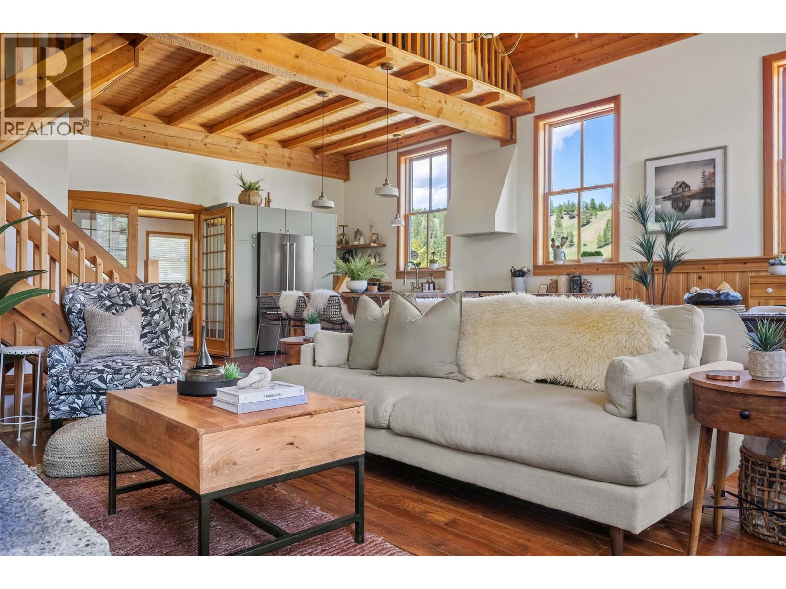 9211 WEST Avenue, Wilmer