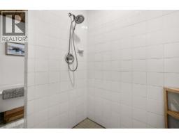 9211 West Avenue, Wilmer, BC V0A1K5 Photo 39