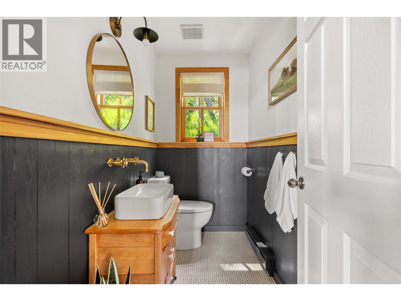 9211 WEST Avenue, Wilmer