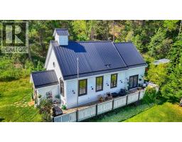 9211 West Avenue, Wilmer, BC V0A1K5 Photo 47