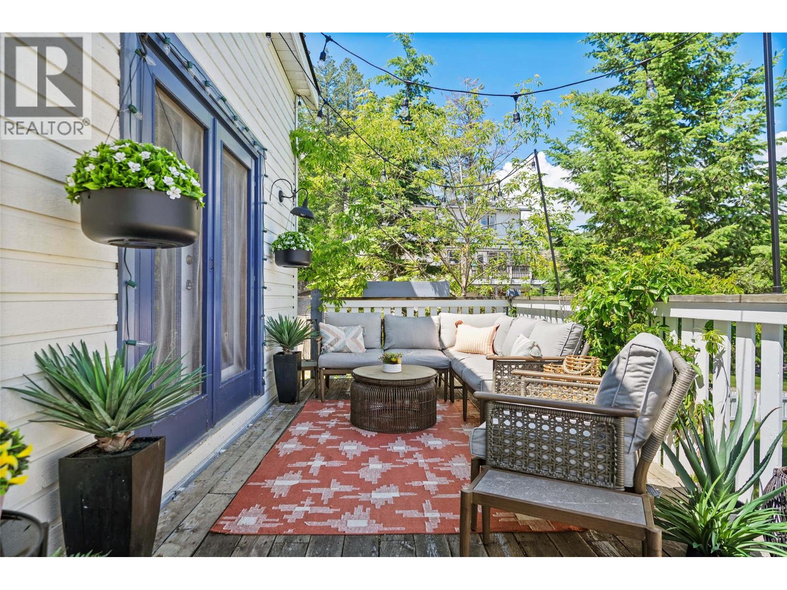 9211 WEST Avenue, Wilmer