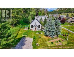 9211 West Avenue, Wilmer, BC V0A1K5 Photo 49