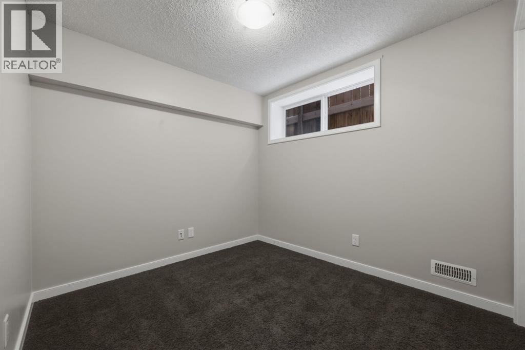 Single Family House Bungalow for Sale in  Auburn Bay Crescent SE Auburn Bay Calgary 