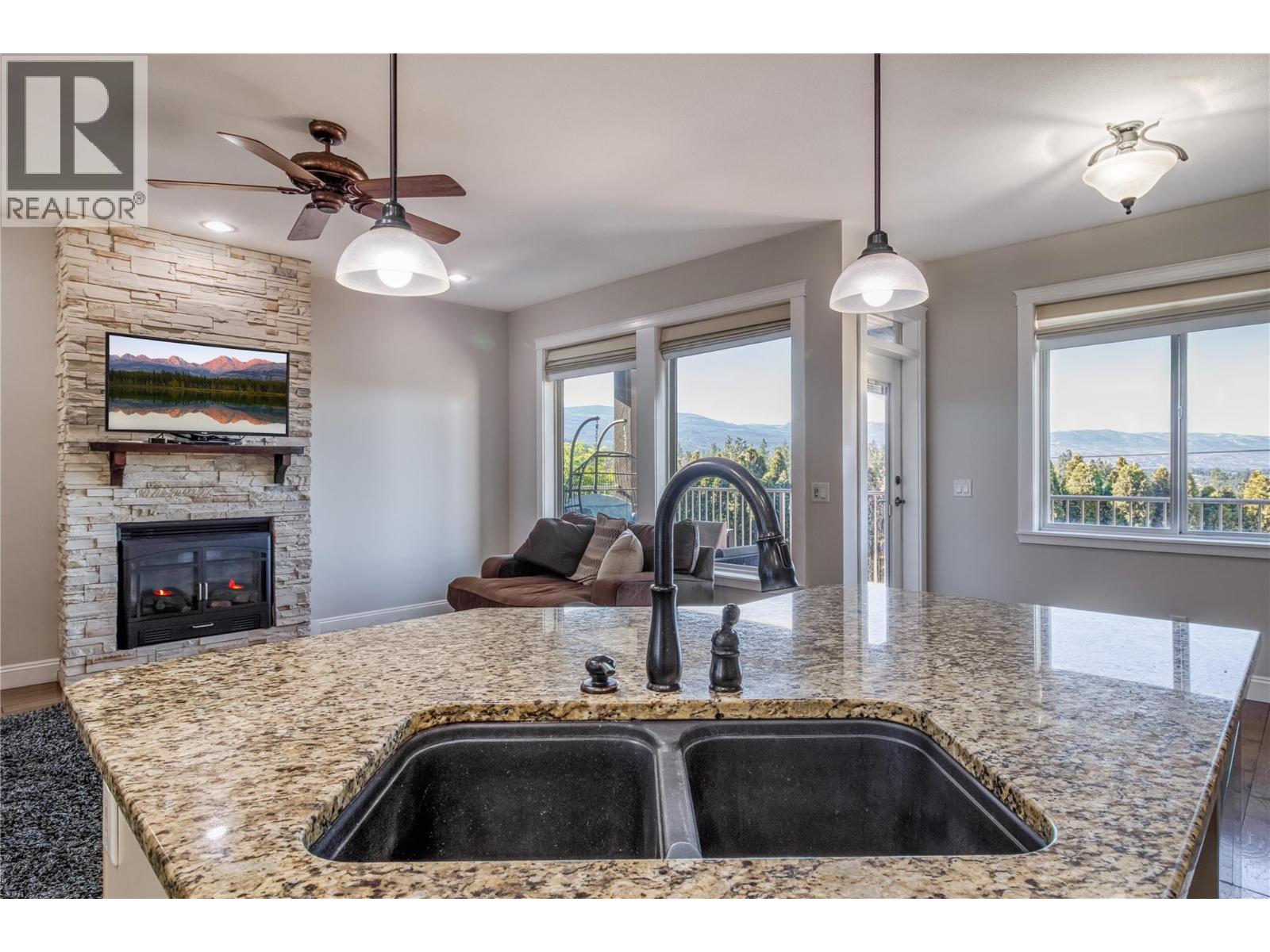  1084 Hume Avenue, Kelowna