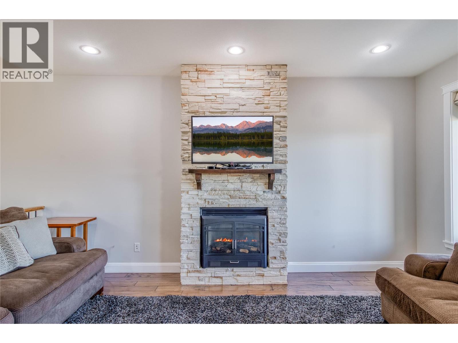  1084 Hume Avenue, Kelowna