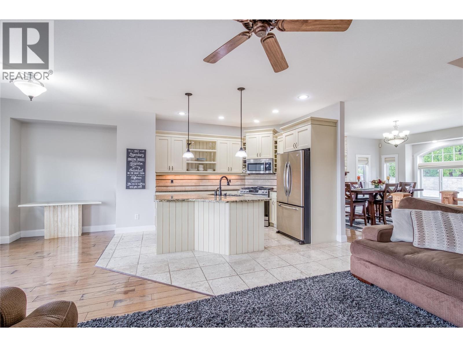  1084 Hume Avenue, Kelowna