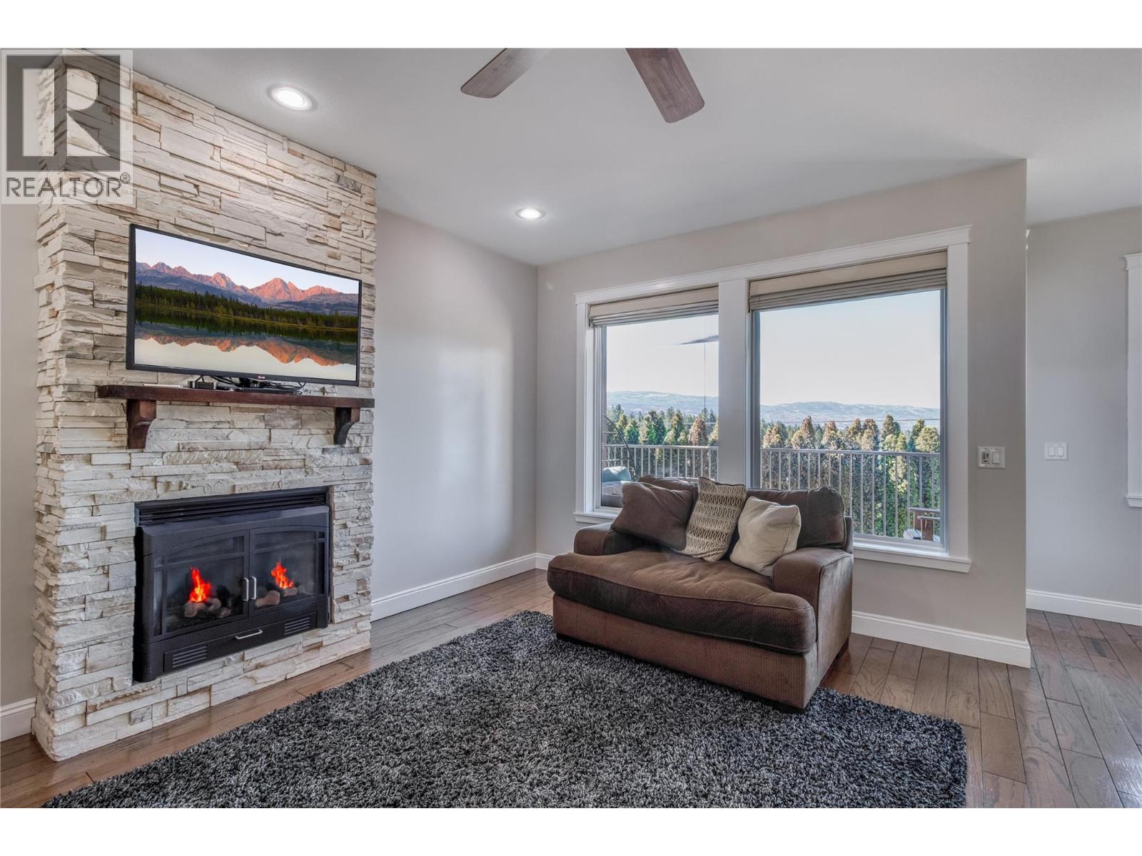  1084 Hume Avenue, Kelowna