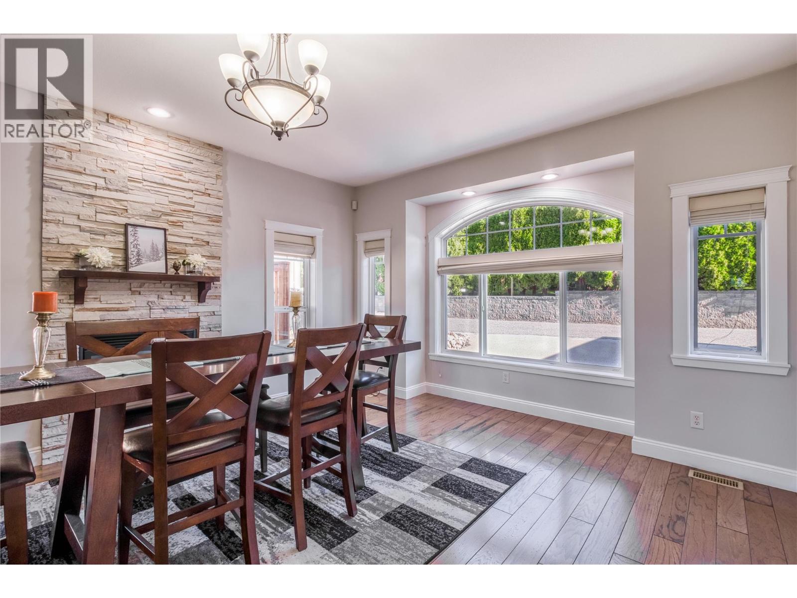  1084 Hume Avenue, Kelowna