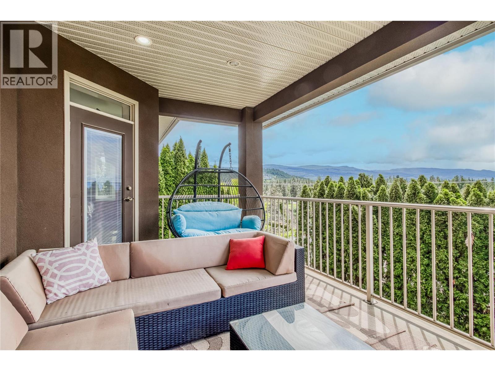  1084 Hume Avenue, Kelowna