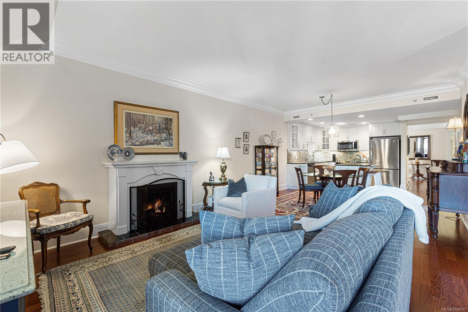 301 222 Second Ave, Qualicum Beach