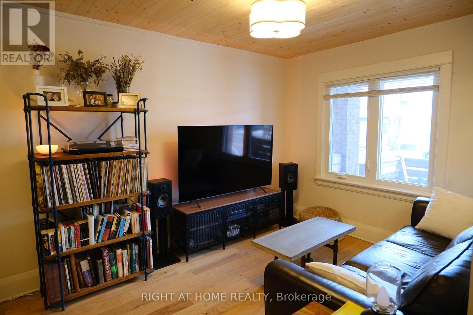 255 OLD WESTON ROAD - Photo 2 of 27, Toronto (Weston-Pellam Park), Ontario