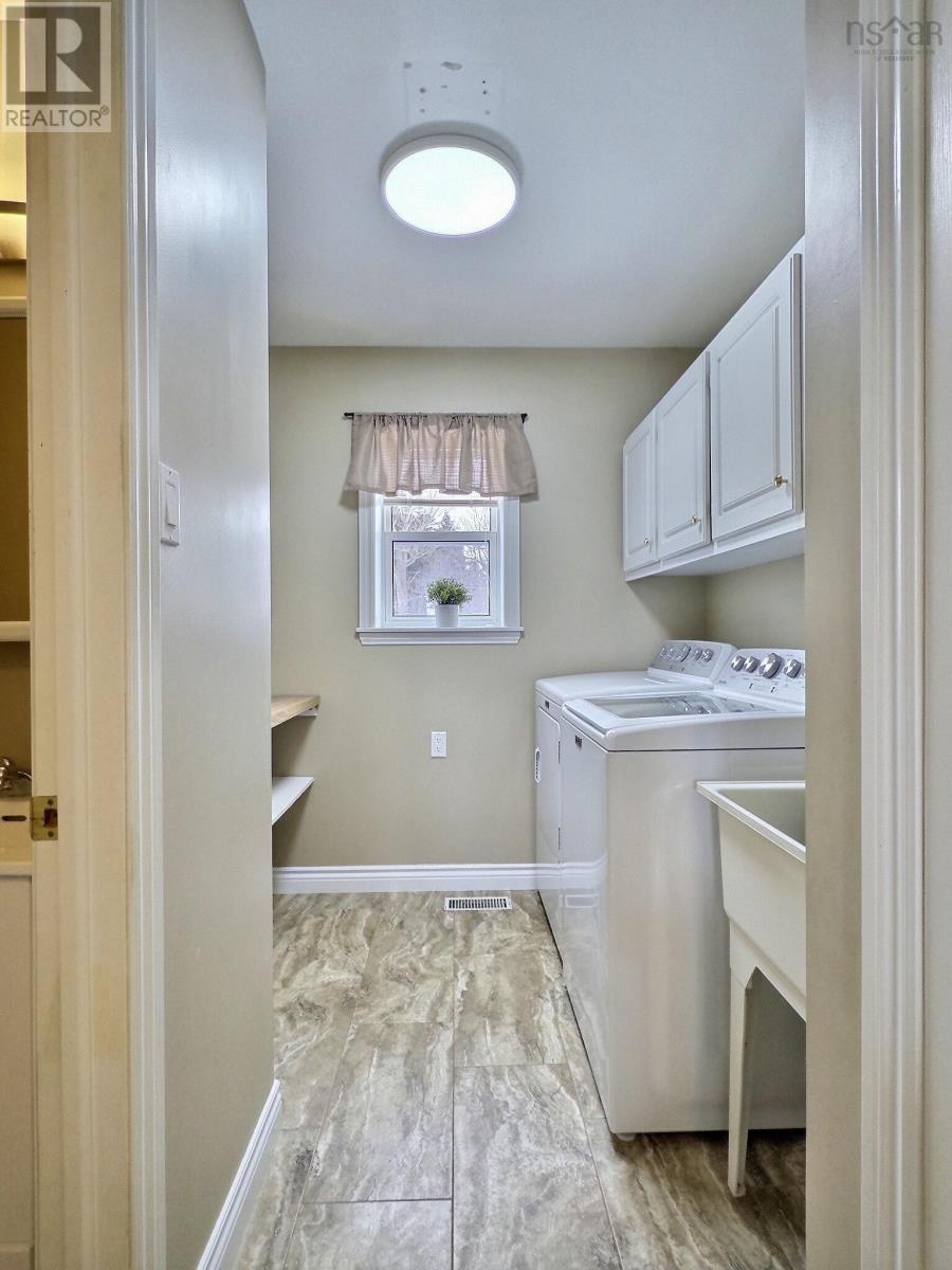 Property 20 of 33 of 1279 MACGARRY ROAD