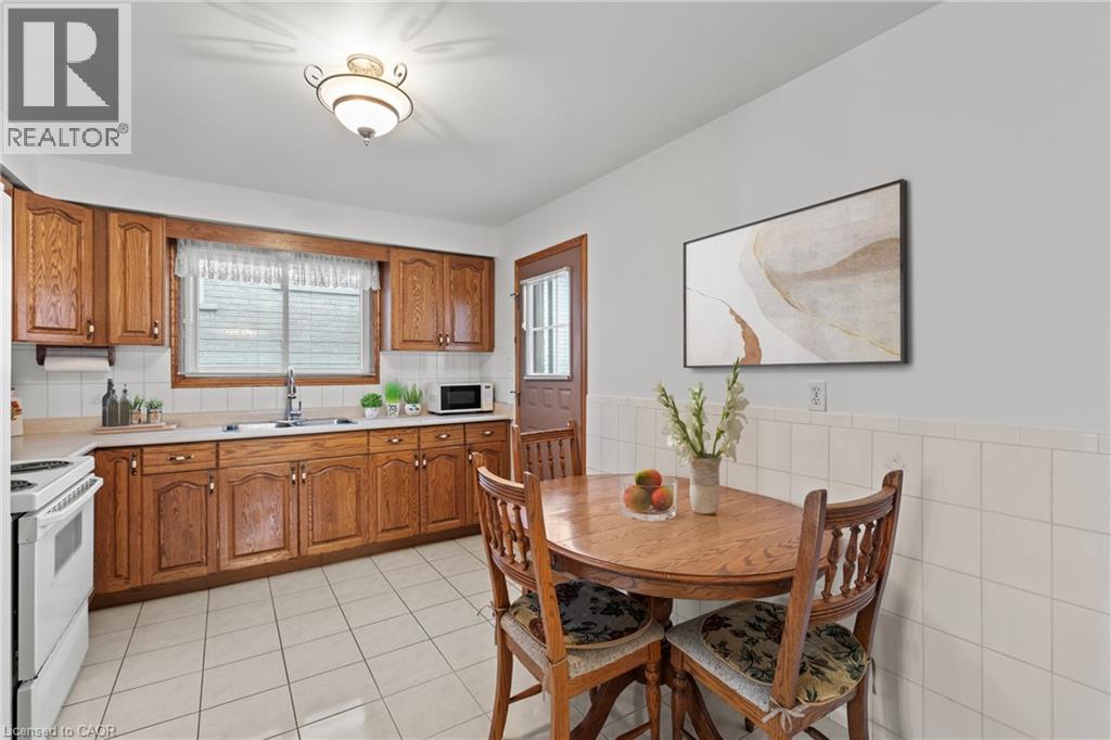 88 GLEN VALLEY Drive - Photo 5 of 18, Hamilton, Ontario