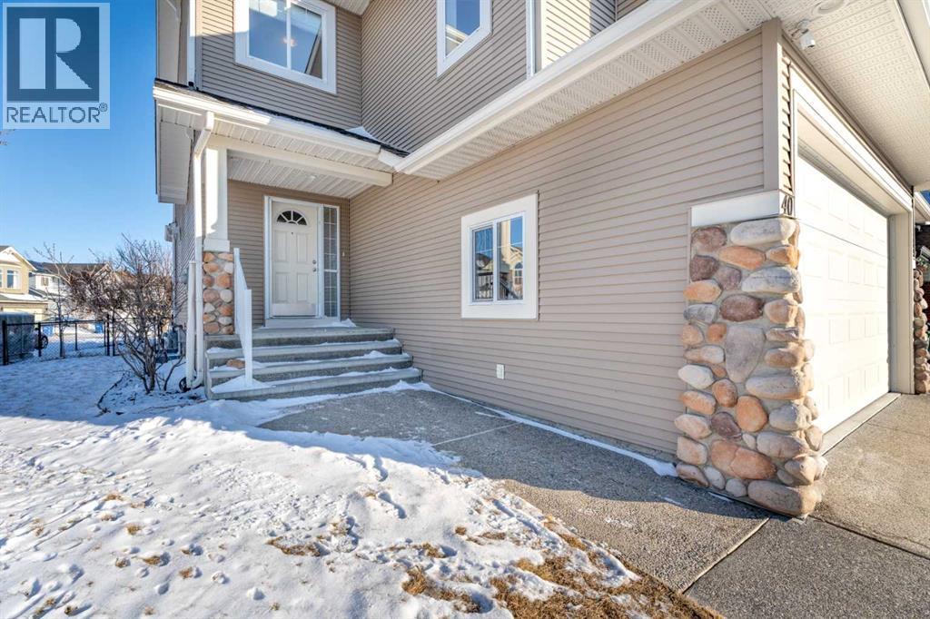 40 Drake Landing Way - Photo 2 of 50, Okotoks, Alberta