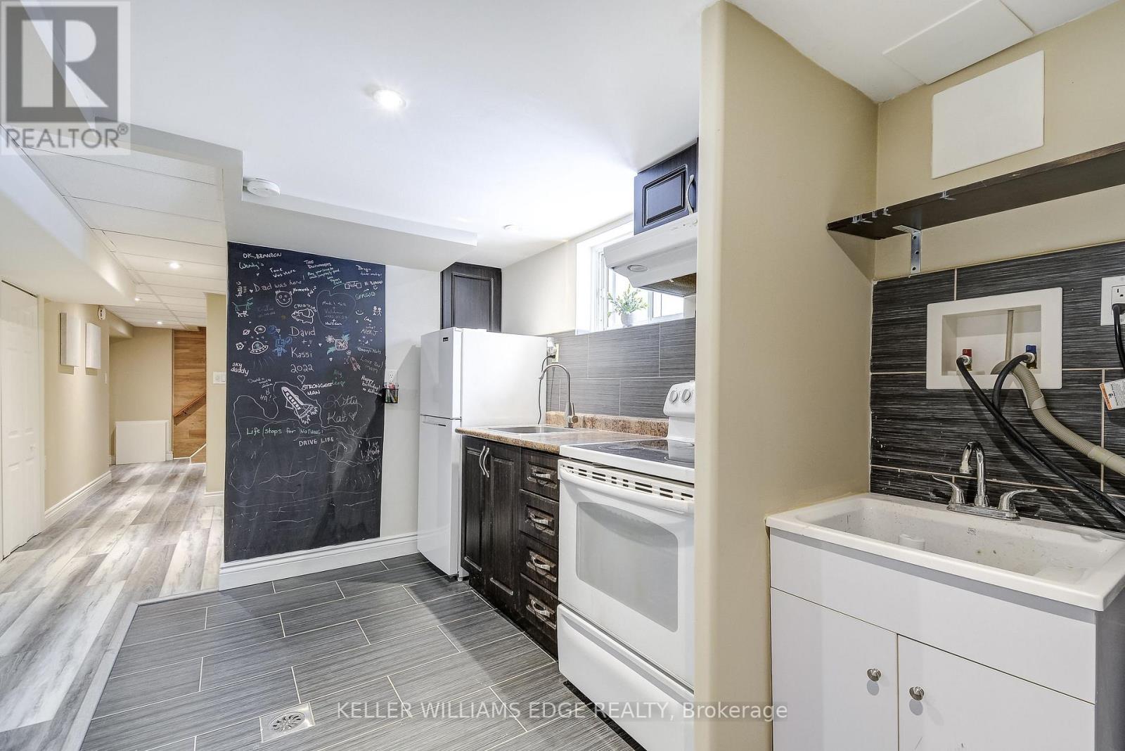 301 EAST 43RD STREET,Hamilton (Hampton Heights),,