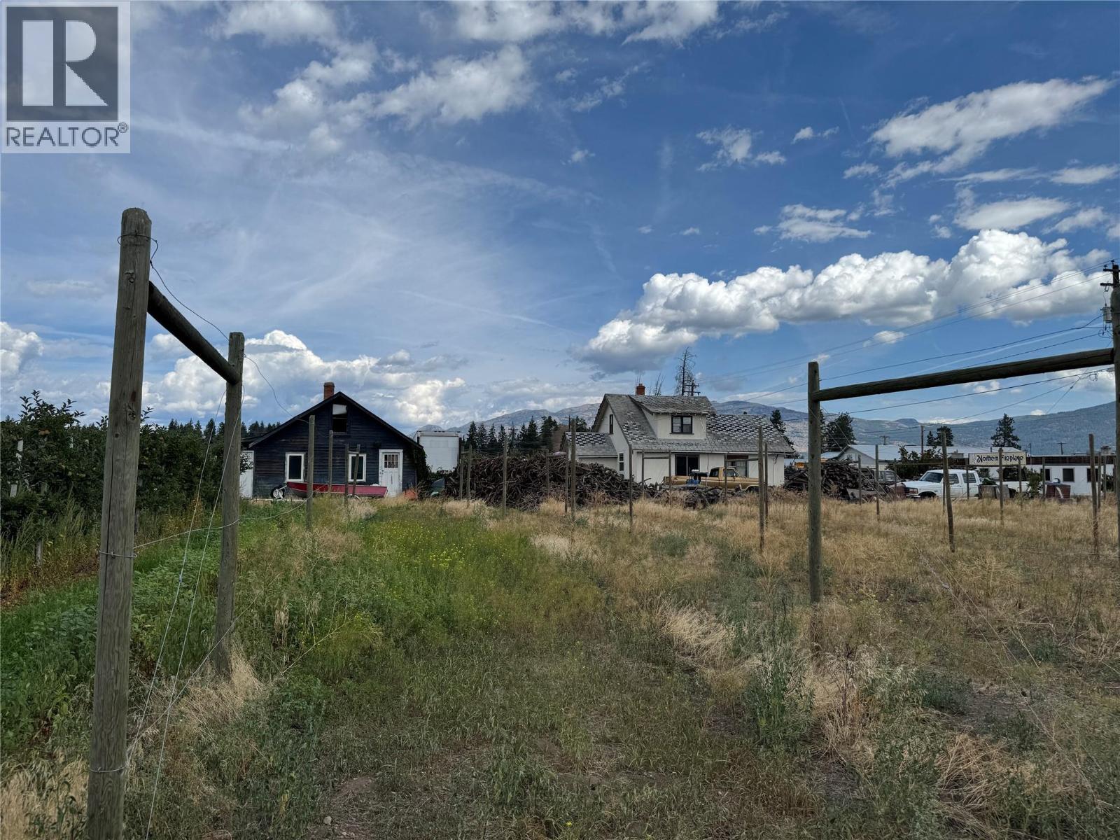 15812 Logie Road, Summerland