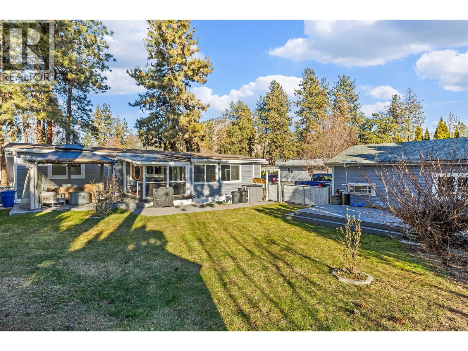 266 1999 97 Highway South, West Kelowna