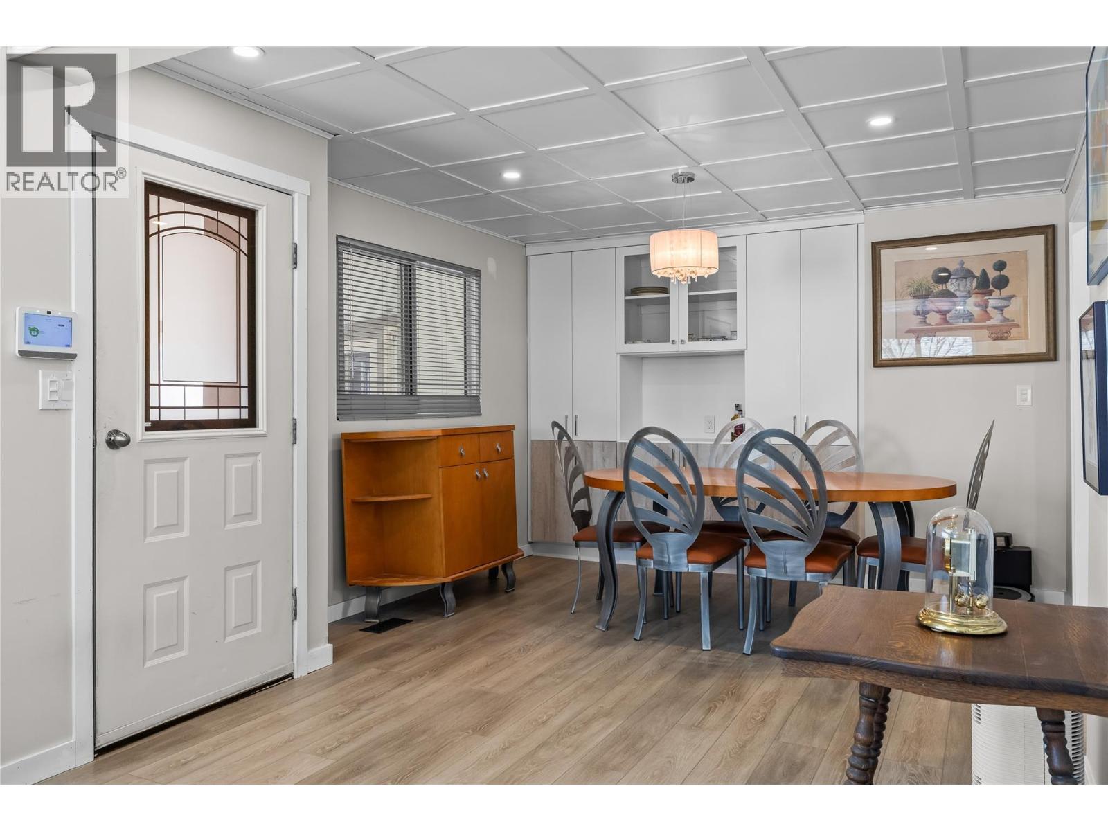 266 1999 97 Highway South, West Kelowna