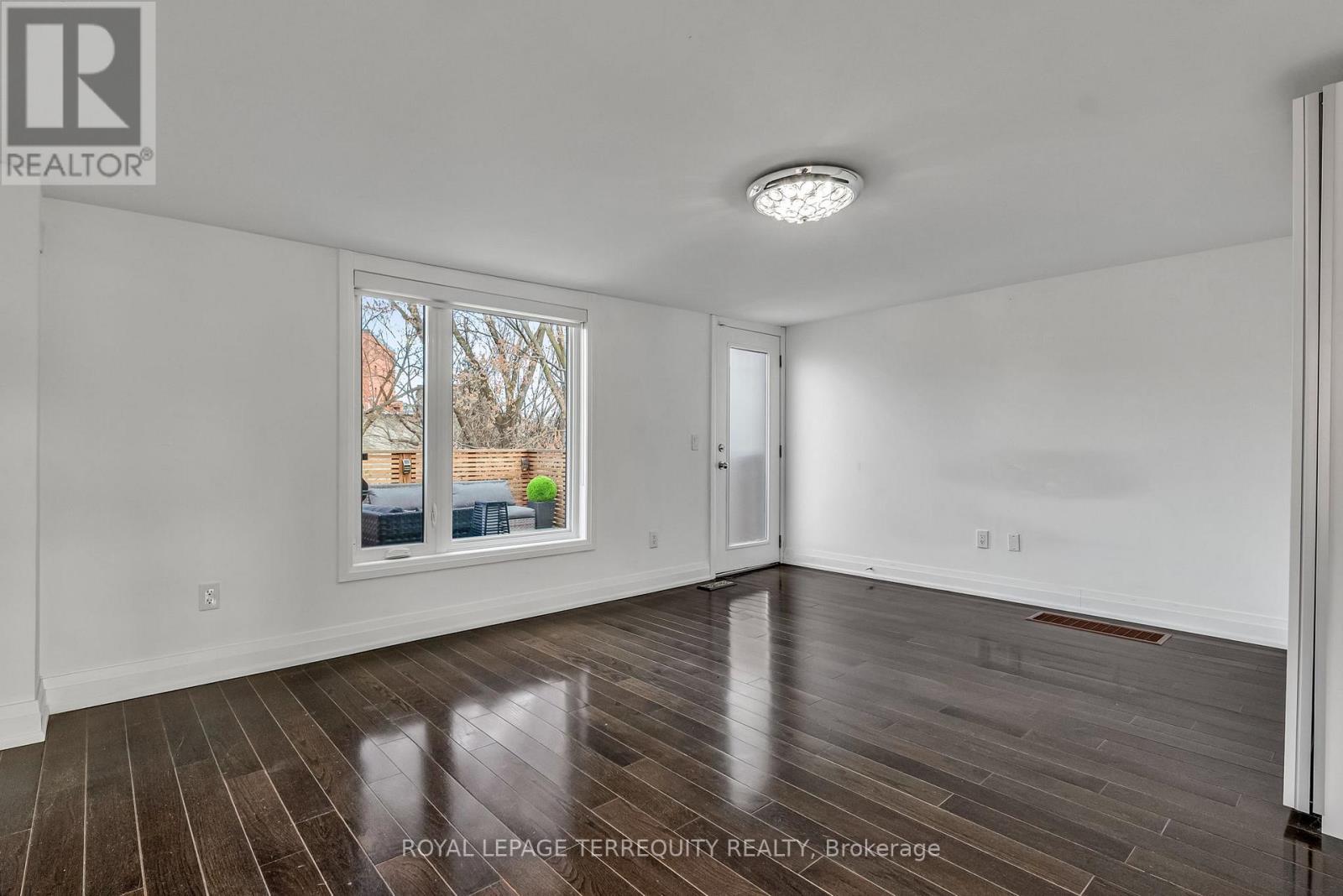 285 LISGAR STREET,Toronto (Little Portugal),,