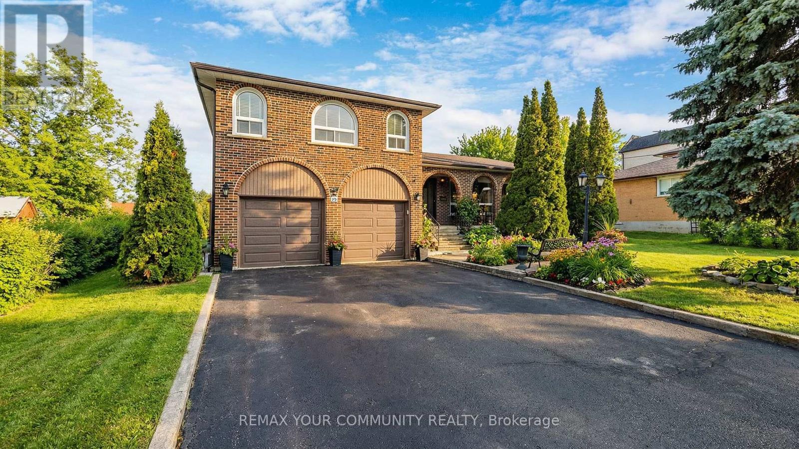 130 SPRUCE AVENUE - Photo 2 of 50, Richmond Hill (South Richvale), Ontario