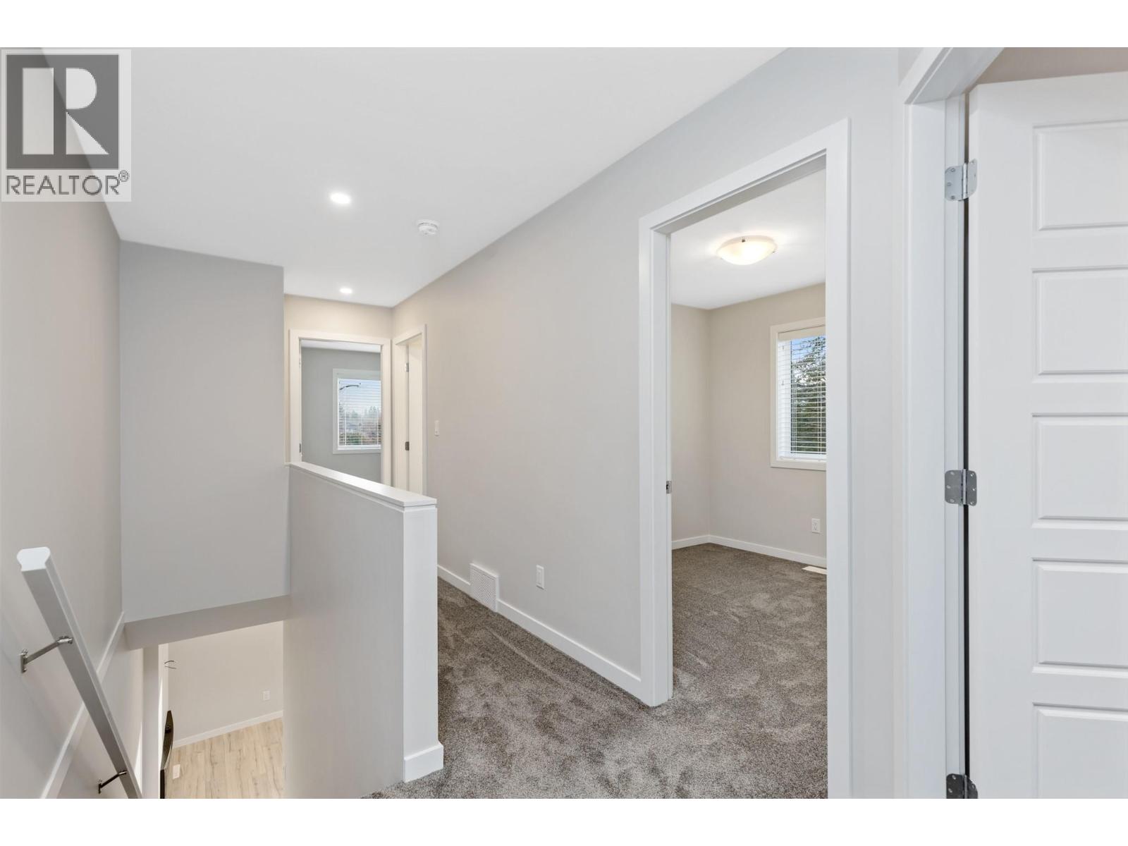 2081 11 Avenue NE Unit# 1, Salmon Arm