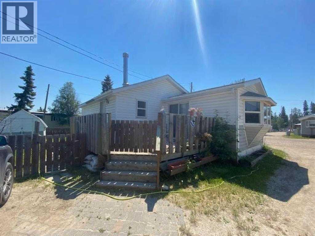 15, 810 56 Street - Main photo, Edson, Alberta