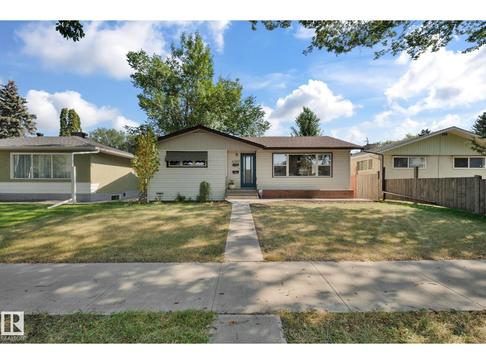 12107 53 ST NW - Main photo, Edmonton, Alberta
