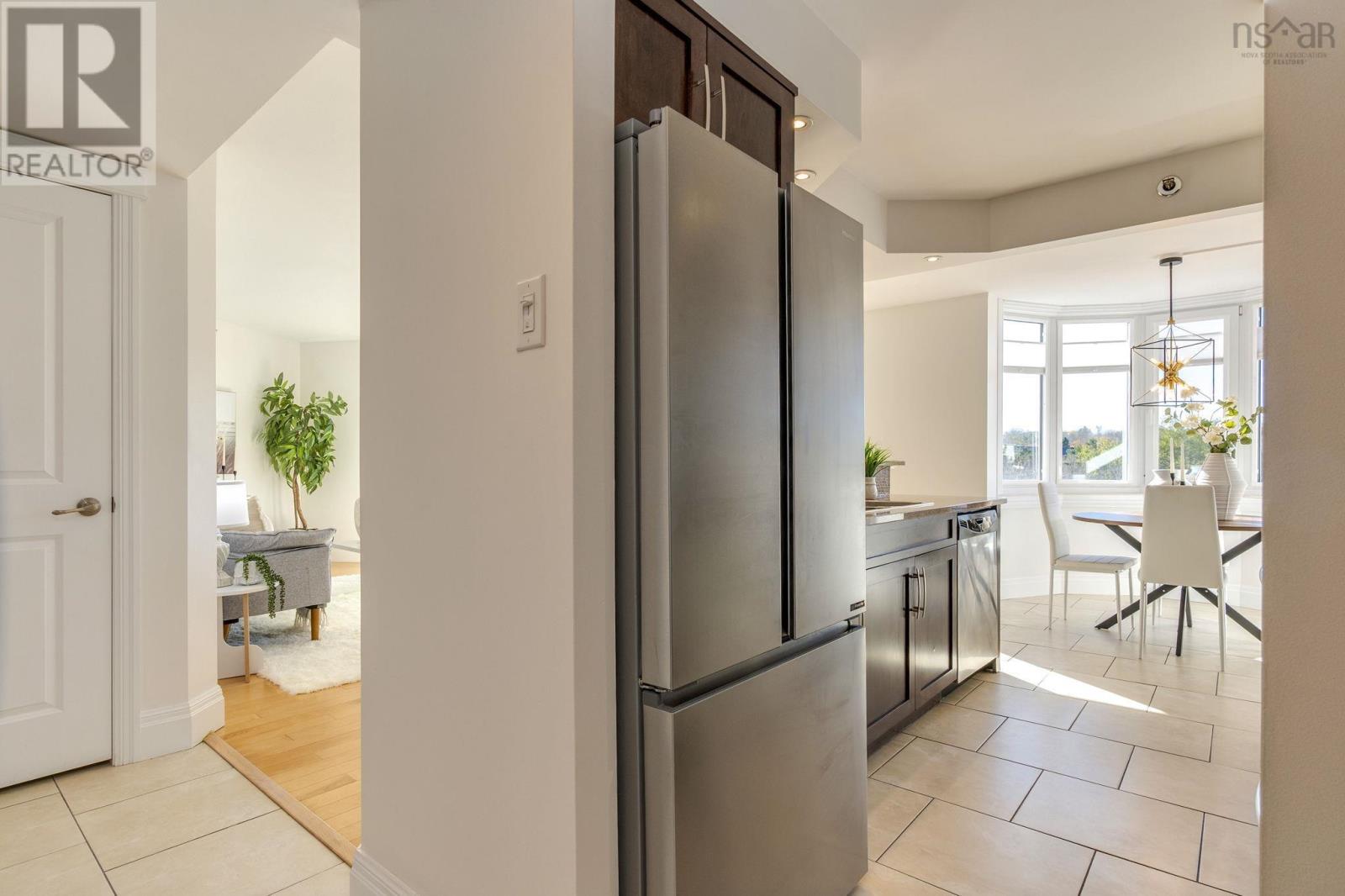 Property 24 of 45 of 710 45 Vimy Avenue