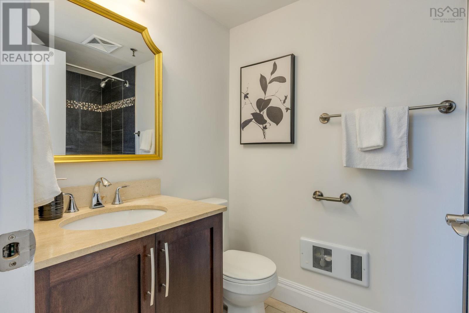 Property 32 of 45 of 710 45 Vimy Avenue