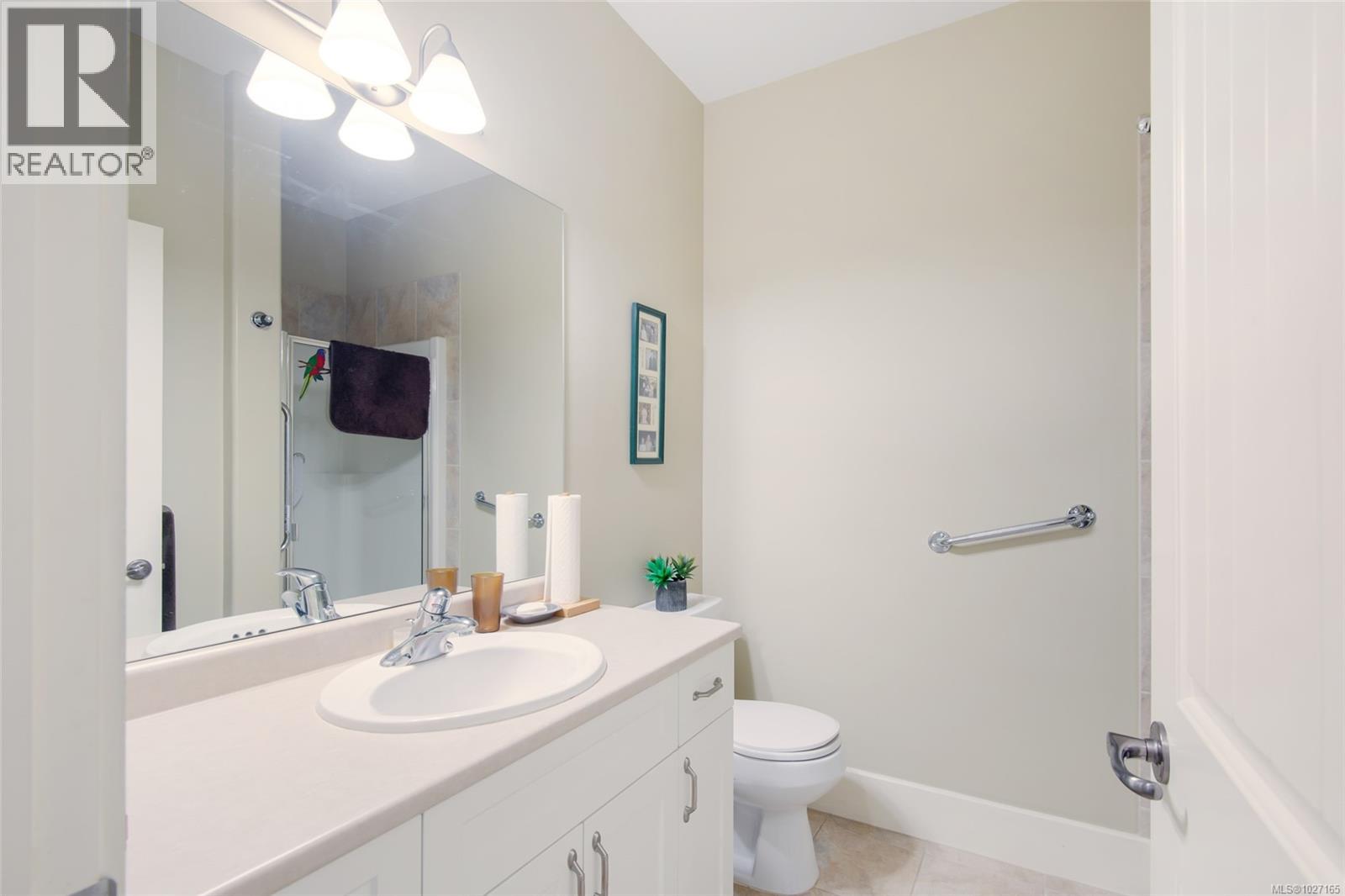 10 3500 McKnight St, Port Alberni