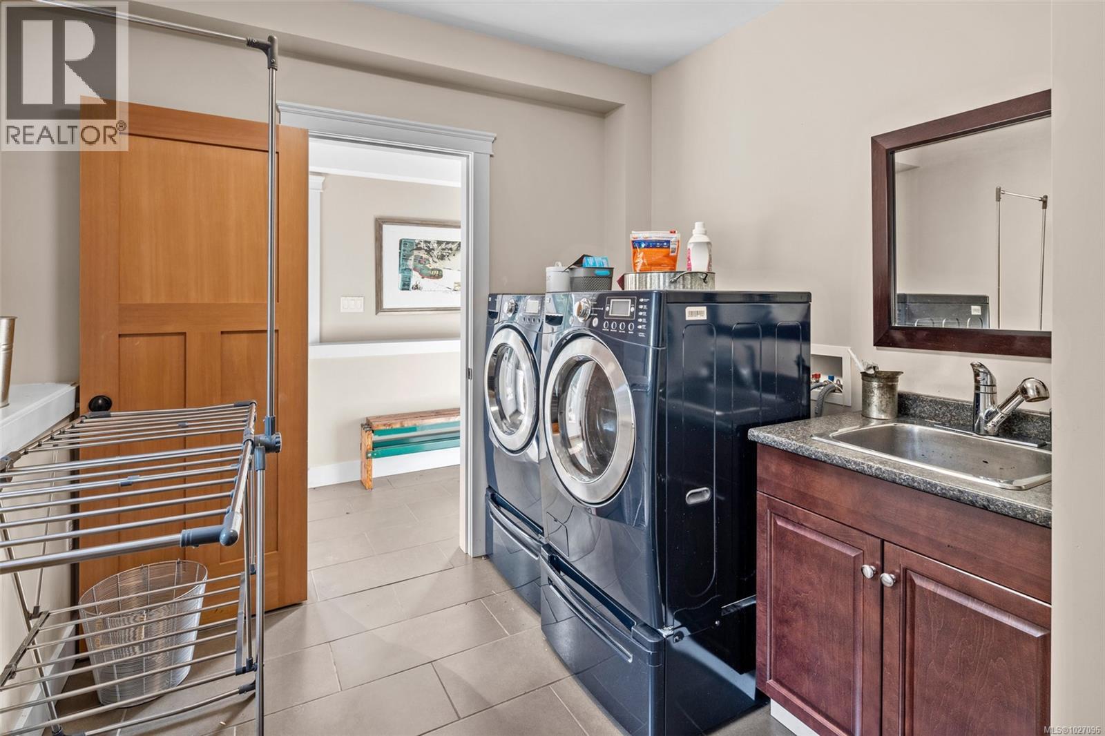 4920 Nagle Rd, Sooke