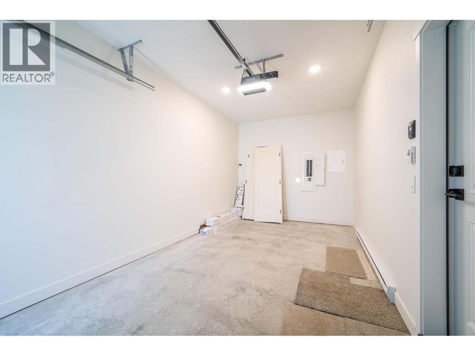 723 LYNE Road, Kamloops