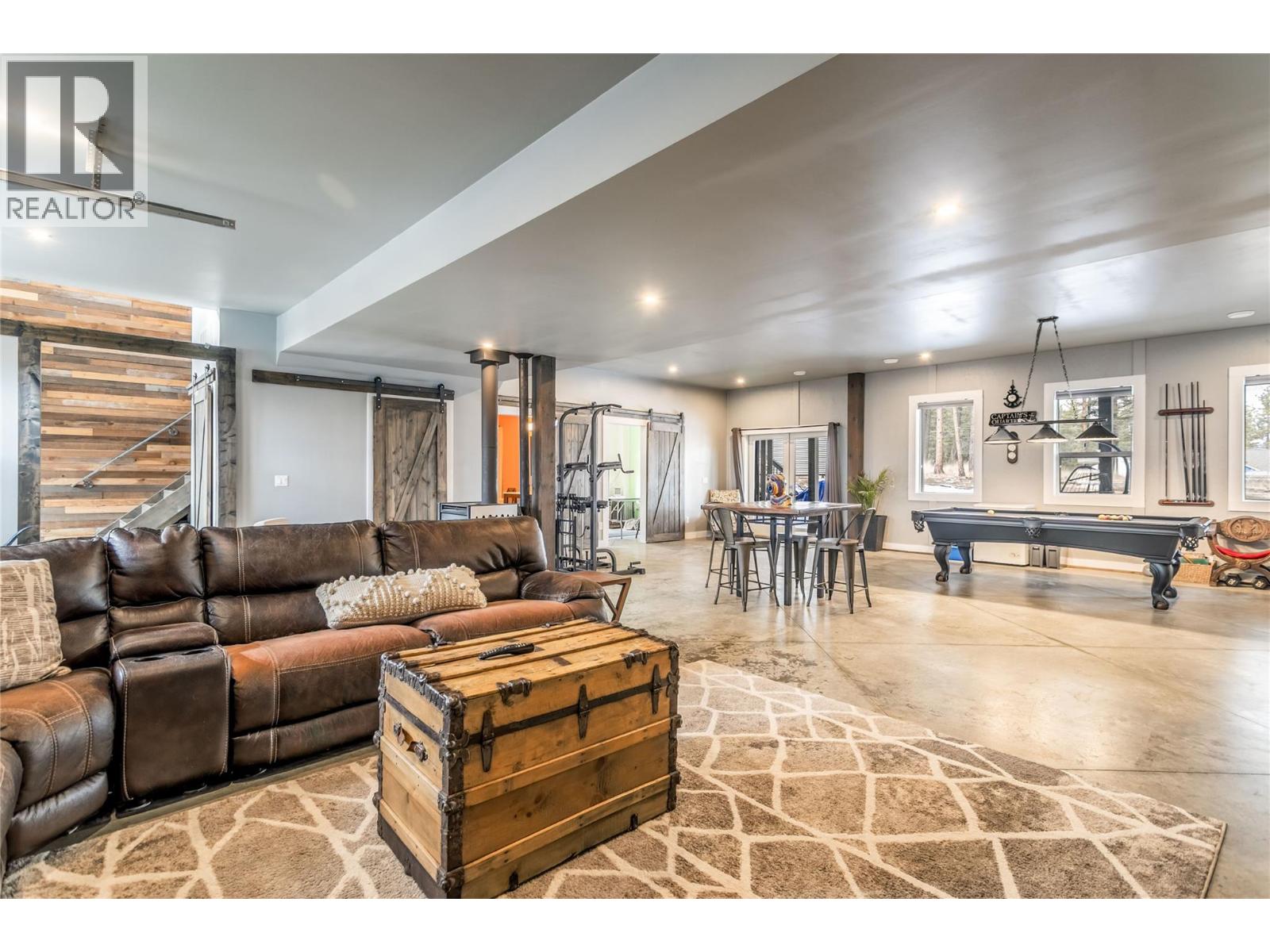  761 Fairbridge Road, Kelowna