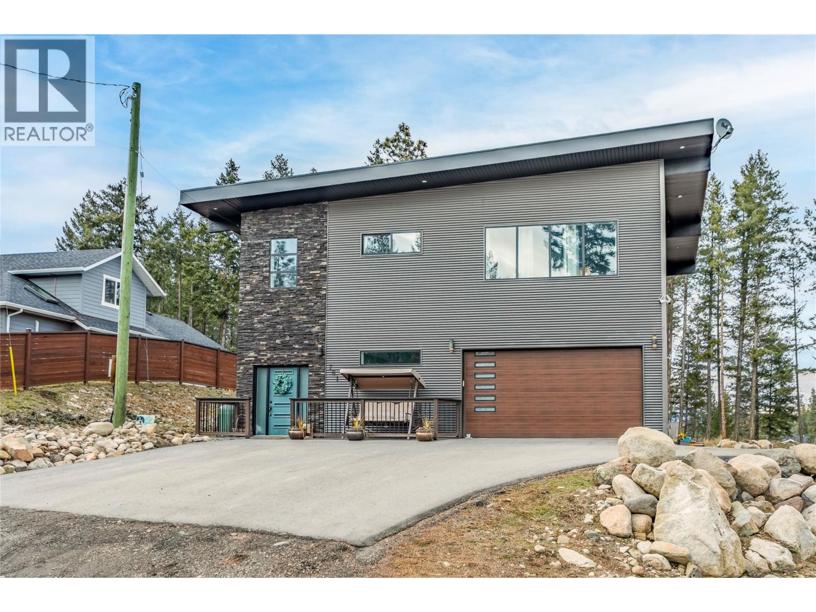  761 Fairbridge Road, Kelowna
