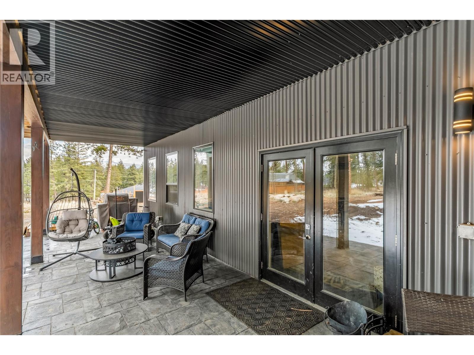  761 Fairbridge Road, Kelowna