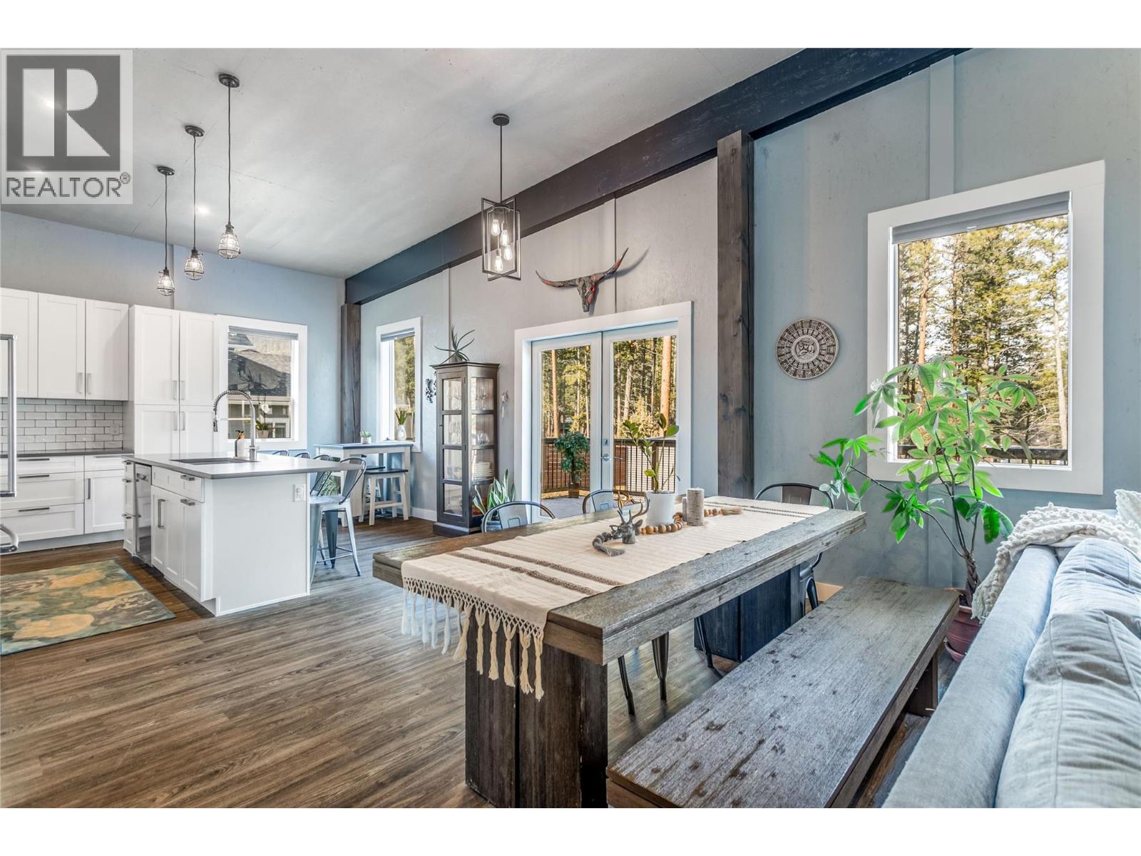  761 Fairbridge Road, Kelowna