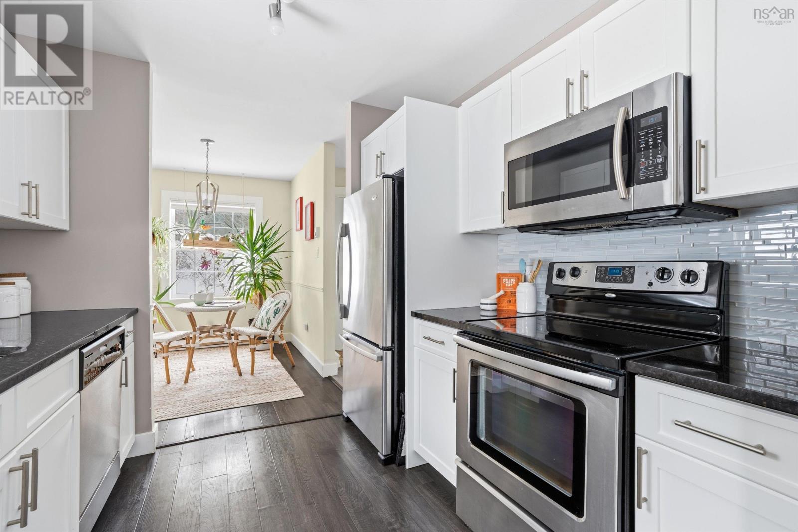 Property 10 of 46 of 1 1 Collins Grove Court