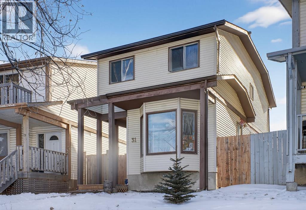 Single Family House for Sale in  Templeby Way NE Temple Calgary 