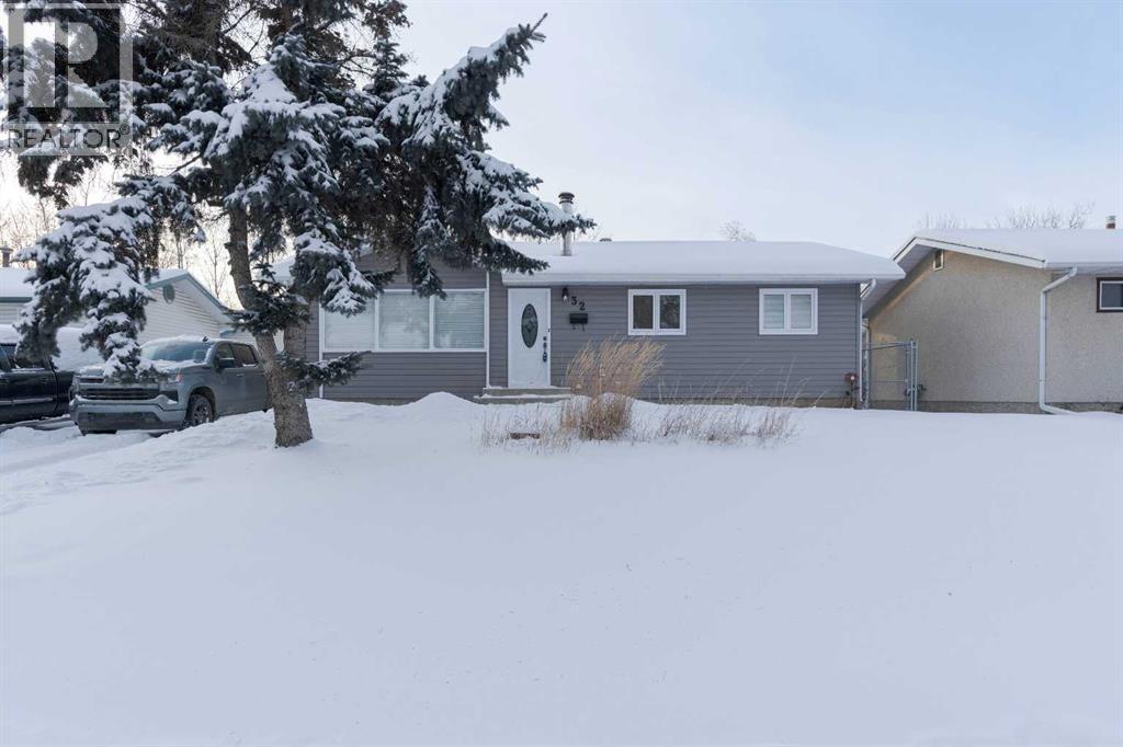 32 Moberly Crescent, Fort McMurray