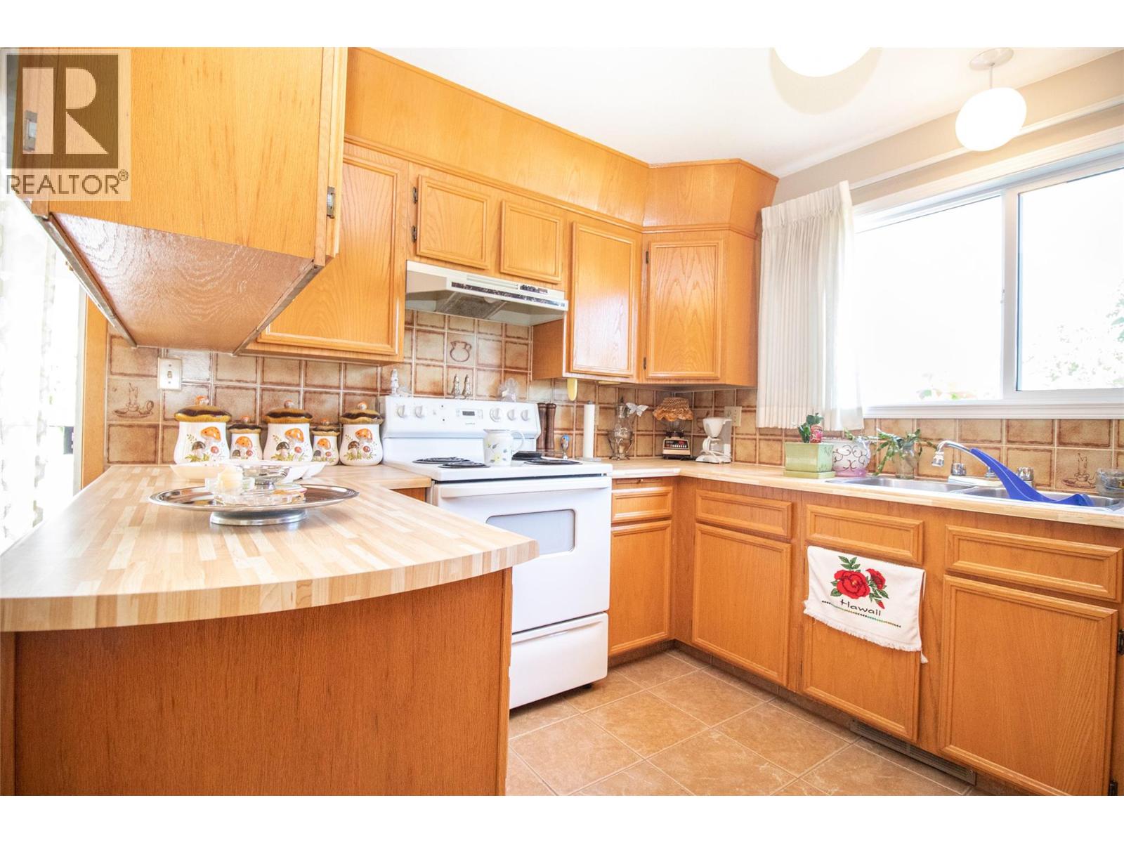  532 O'Keefe Court, Kelowna