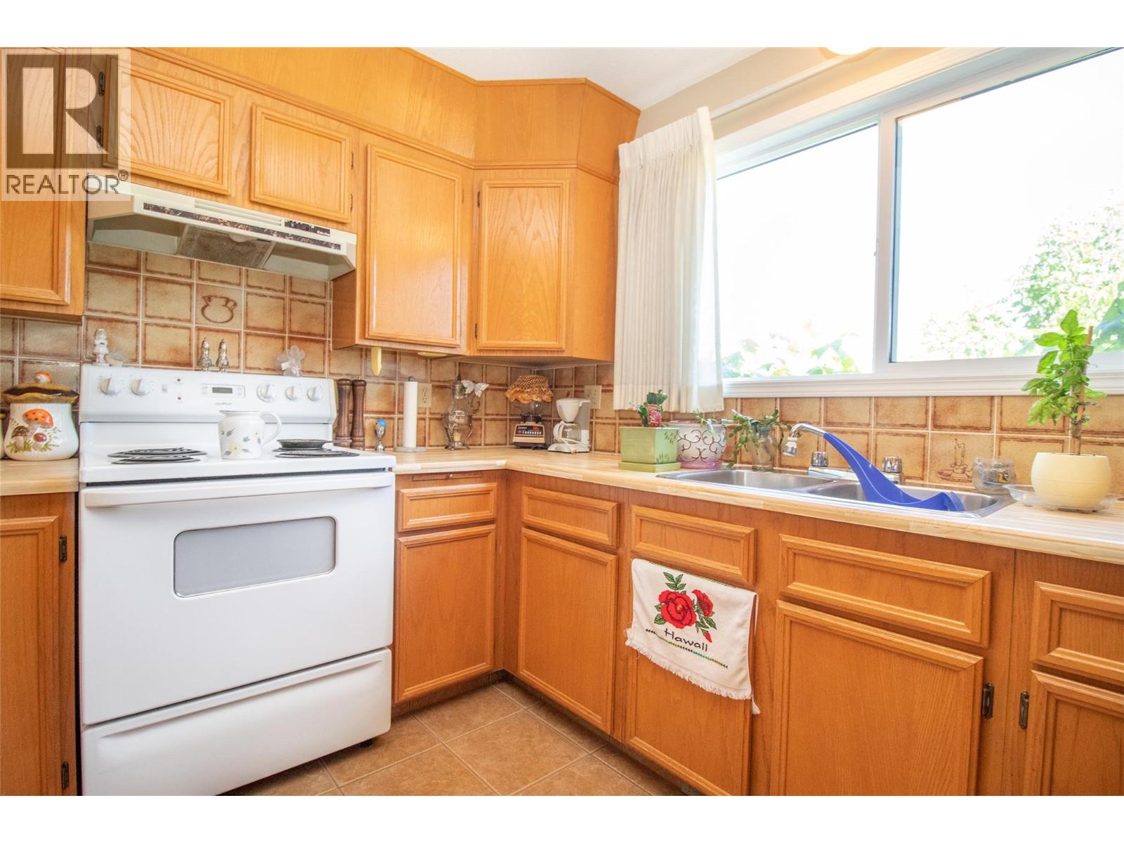  532 O'Keefe Court, Kelowna